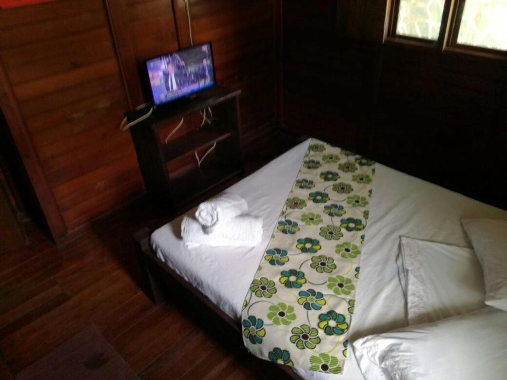 Hotel Nuquimar מראה חיצוני תמונה