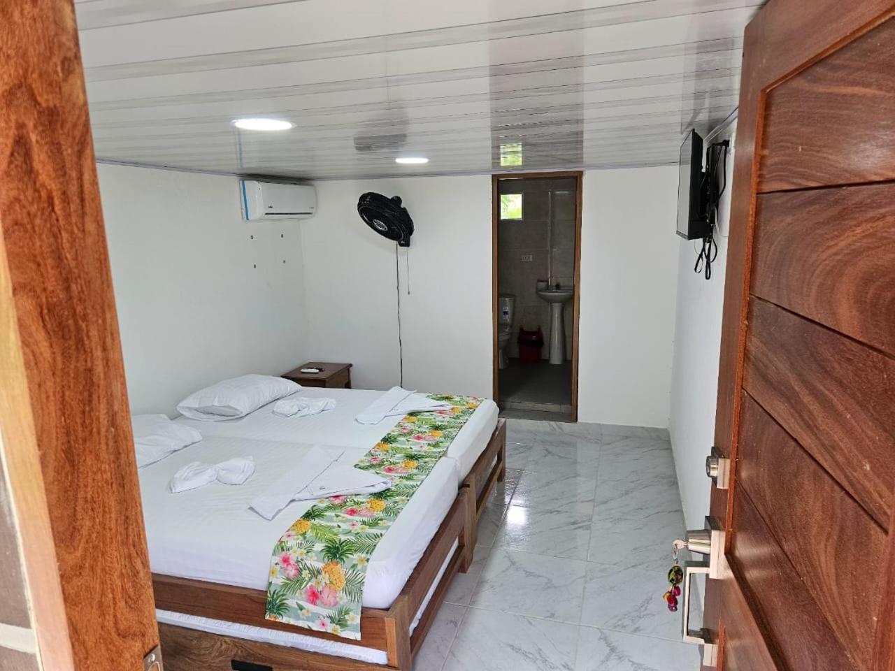 Hotel Nuquimar מראה חיצוני תמונה