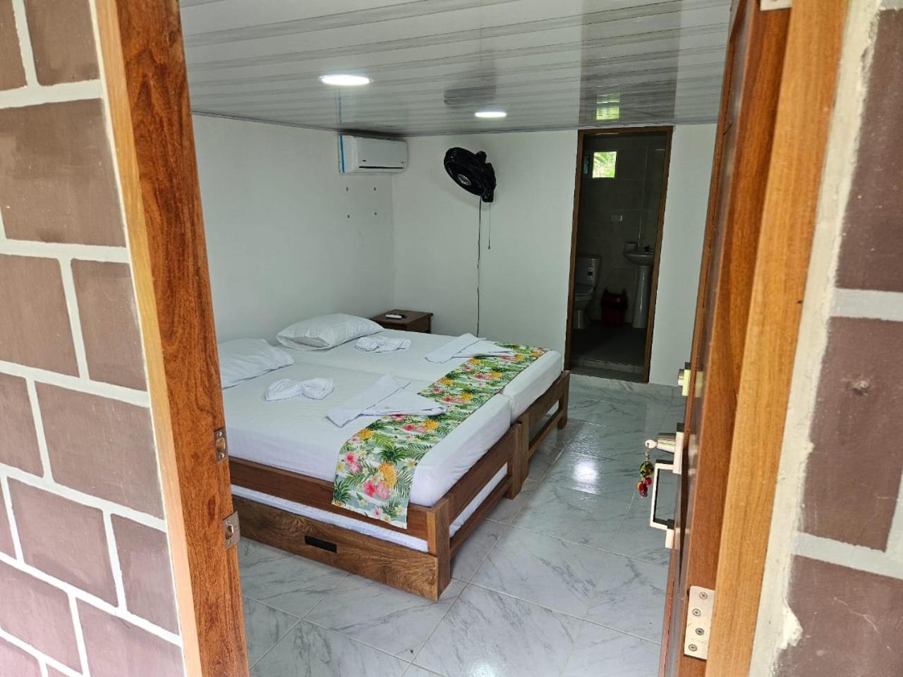 Hotel Nuquimar מראה חיצוני תמונה