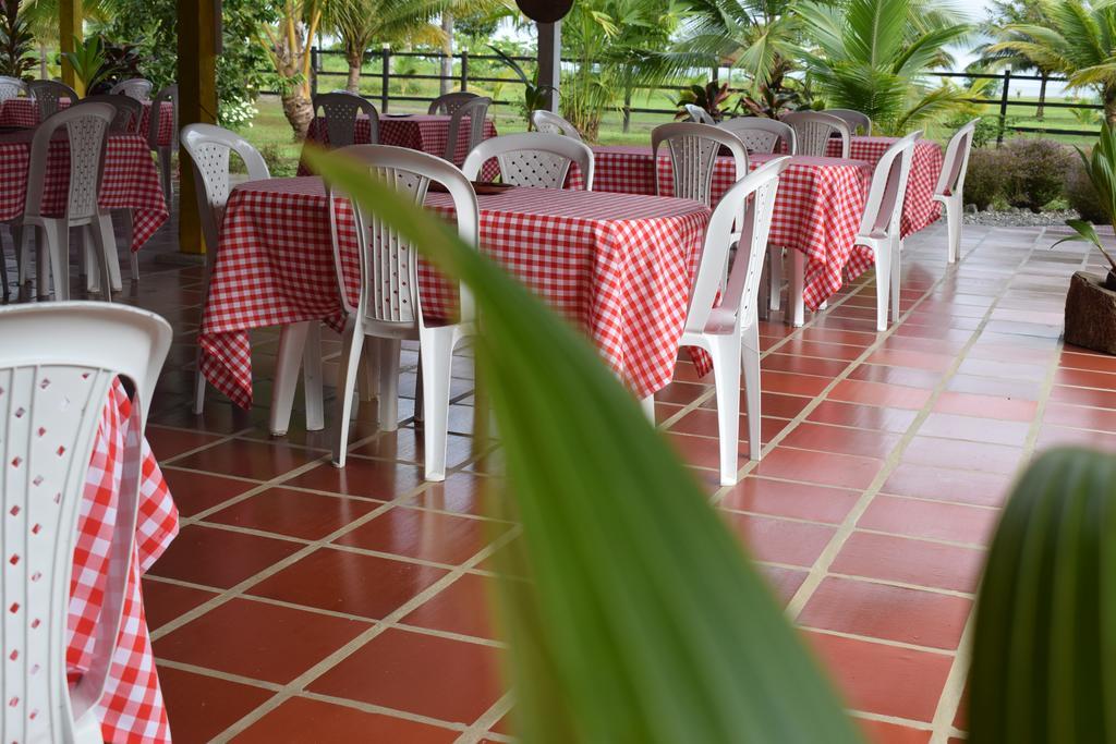 Hotel Nuquimar מראה חיצוני תמונה